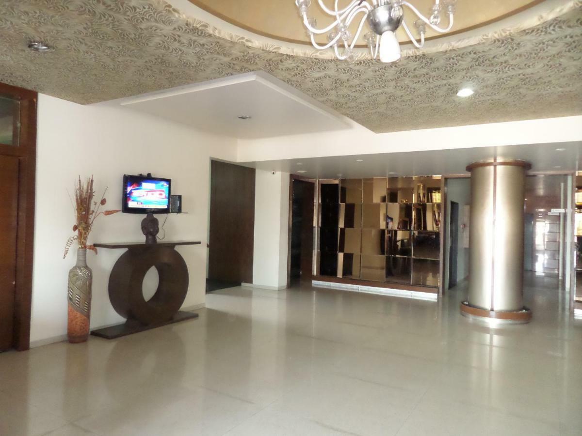 Matrix Inn ปูเน่ ภายนอก รูปภาพ