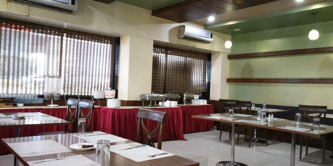 Matrix Inn ปูเน่ ภายนอก รูปภาพ